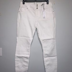 NWT white d jeans